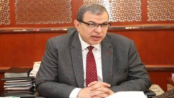 وزير القوى العاملة