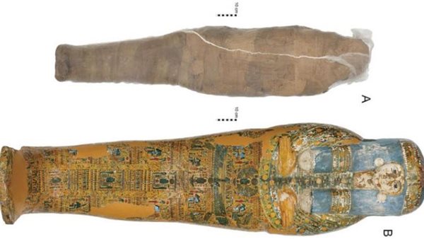 مومياء مصرية مغطاة