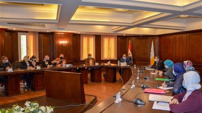 نائب محافظ الإسكندرية يطالب مديري مبادرة 