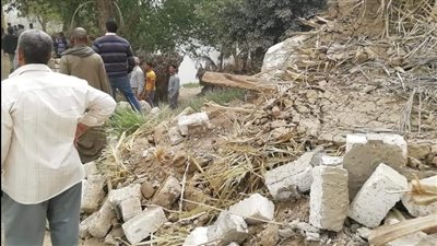 الموارد المائية بالمنيا تنفذ 12 قرار إزالة لتعديات على نهر النيل بمركز أبو قرقاص 