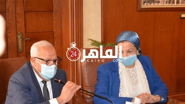 وزيرة البيئة 