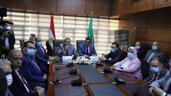 وزير القوى العاملة