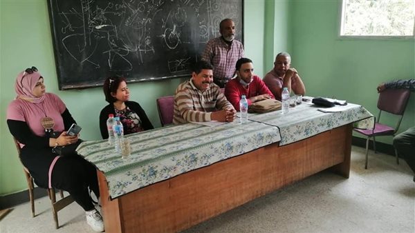 جانب من الندوة