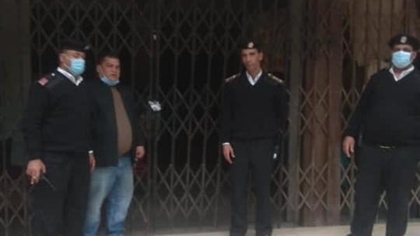 غلق كافتريا ببنها