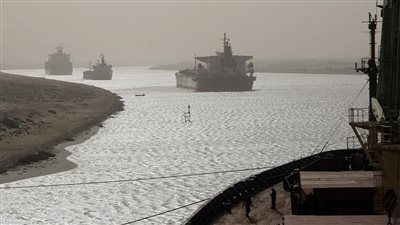 أول تعليق من الشركة المسئولة عن السفينة الجانحة في قناة السويس