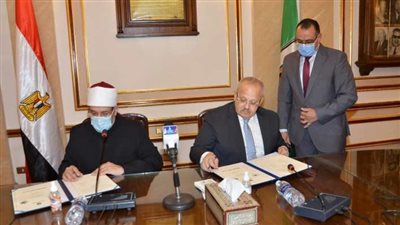 بالأسماء.. منح ماجستير ودكتوراه في 15 جامعة لأئمة وواعظات الأوقاف