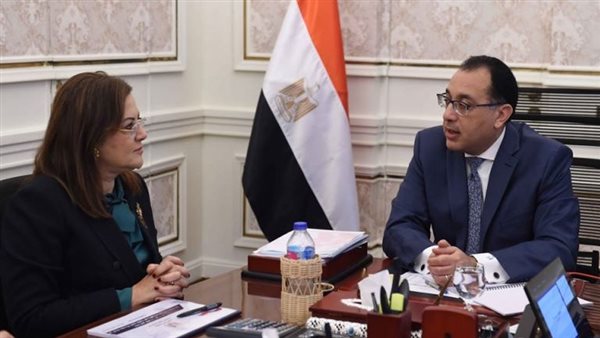 وزيرة التخطيط ورئيس