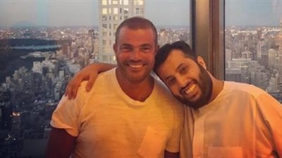 بعد إعلان اعتزاله للشعر.. عمرو دياب يدعم تركي آل شيخ: 