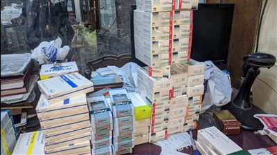 ضبط صيدلية شهيرة بها 40 ألف قرص دواء منتهي الصلاحية بكفر الشيخ