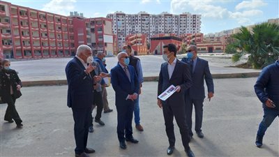 رفقة وفد إيطالي.. محافظ بورسعيد يتفقد إنشاء المدرسة التكنولوجية الفنية المتقدمة (صور)