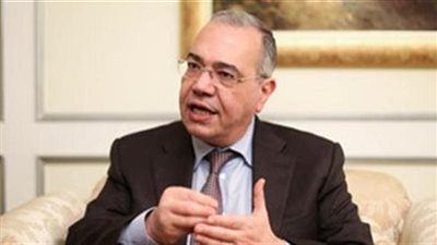 عصام خليل يتقدم بأوراق ترشحه لرئاسة المصريين الأحرار