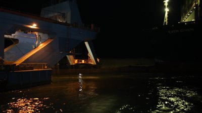 بلغت 87%.. قناة السويس تعلن تطورًا جديدًا في تحريك السفينة الجانحة