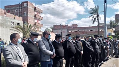 عقب استشهاده بسيناء.. الآلاف يشيعون جثمان أيمن عبدالفتاح أبو ناصر غالي بكفر الشيخ 