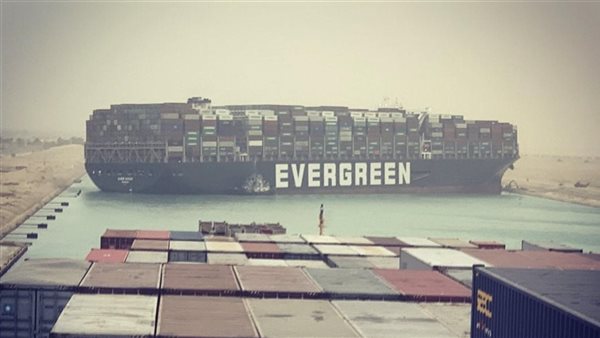 السفينة الجانحة