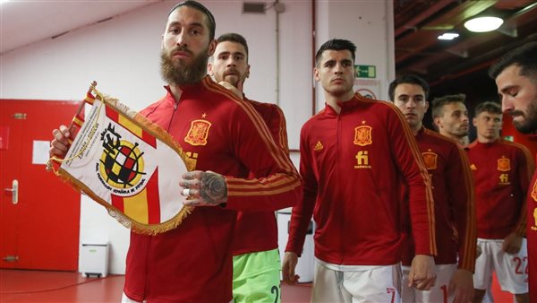 سيرجيو راموس مدافع