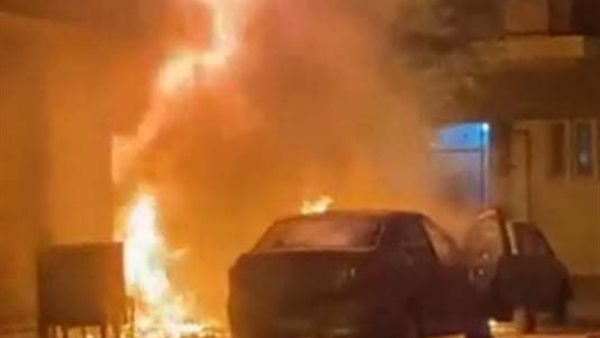 جانب من الحريق