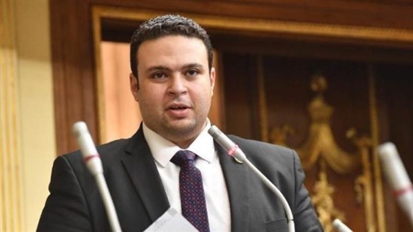 عبد المنعم إمام 