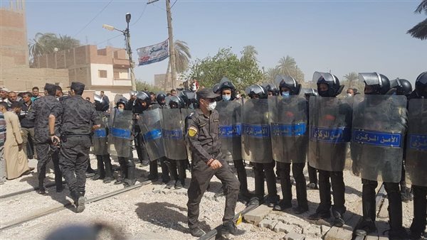 رجال الحماية المدنية