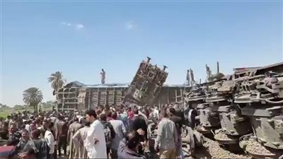 العالم هذا الصباح.. بوتين يعزي السيسي في ضحايا حادث قطاري سوهاج ومقتل 50 مواطنًا بمظاهرات ضد الجيش بميانمار