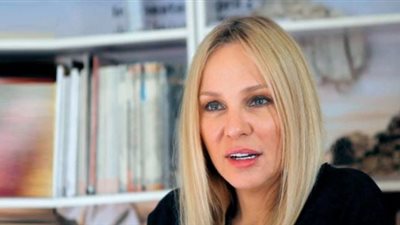 شيرين رضا تشيد بوزير التعليم: 