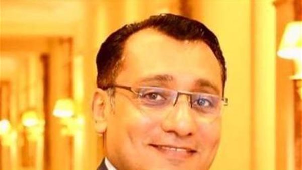 الدكتور وليد علي