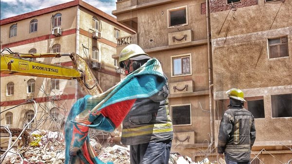 انهيار عقار جسر السويس