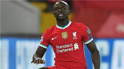 ماني يخطف الأضواء بالصحف العالمية بعد زيارته الأخيرة إلى السنغال (صور)