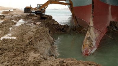 اليونان تعلن رغبتها المساعدة في حل أزمة سفينة قناة السويس الجانحة