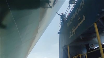 بعد انتهاء تجارب البحر.. مشاركة أحدث قاطرتين بهيئة القناة في أعمال تعويم السفينة الجانحة