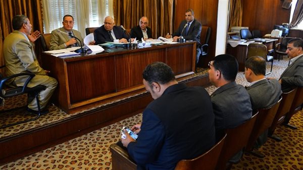 لجنة الاقتراحات والشكاوى