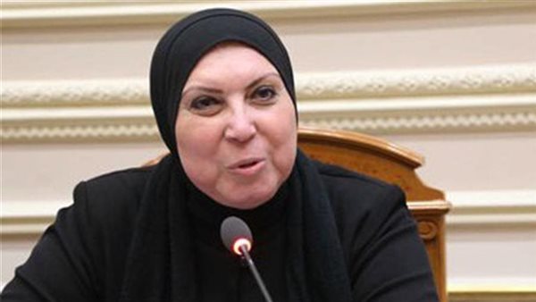  نيفين جامع وزيرة