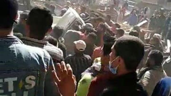 انهيار عقار جسر السويس