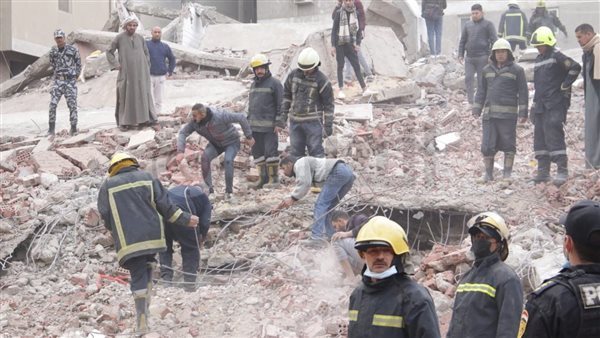 انهيار عقار جسر السويس