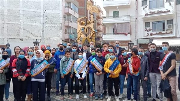 جانب من الزيارة لمسار