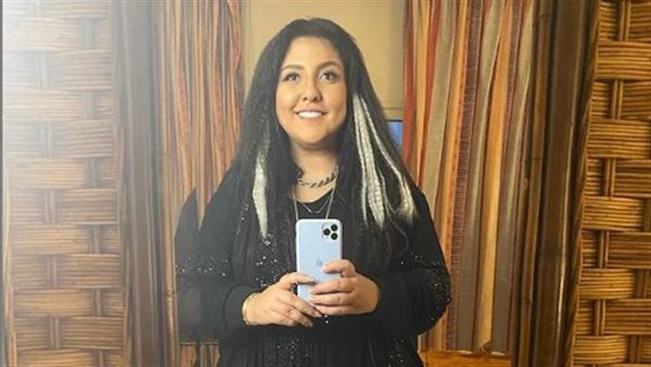 الفنانة مي كساب