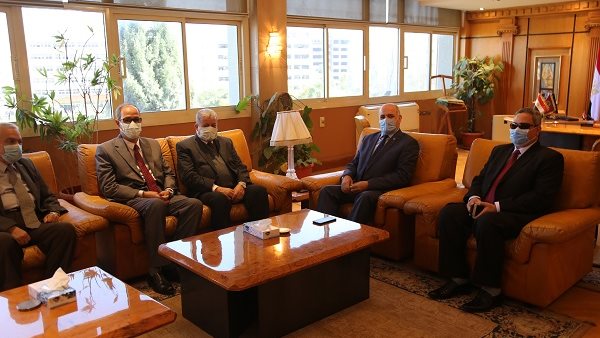 جانب من الزيارة