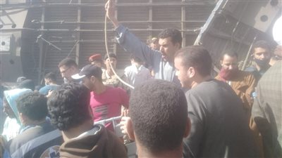 خروج مراقبي برجي طهطا والمراغة من سرايا النيابة بعد التحقيق في حادث القطارين