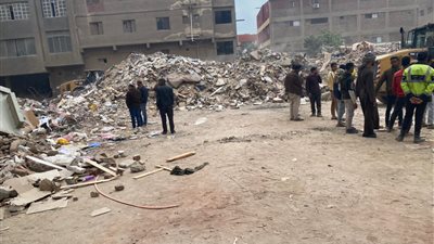 مصدر يكشف مفاجأه حول انهيار عقار جسر السويس 