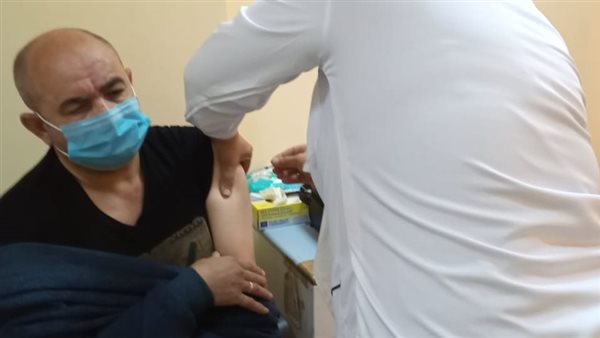 تلقيح المواطنين بلقاح