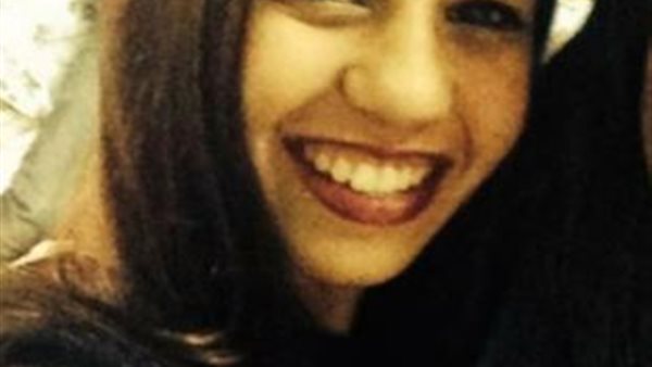 ايمان نايل فتاة طريق