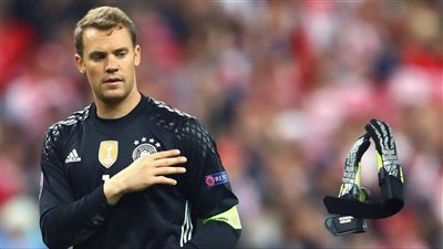 نوير: فوز اليوم خطوة مهمة للحفاظ على لقب الدوري الألماني 