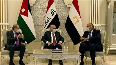 وصول وزير الخارجية ⁧‫سامح شكري‬⁩ إلى العراق