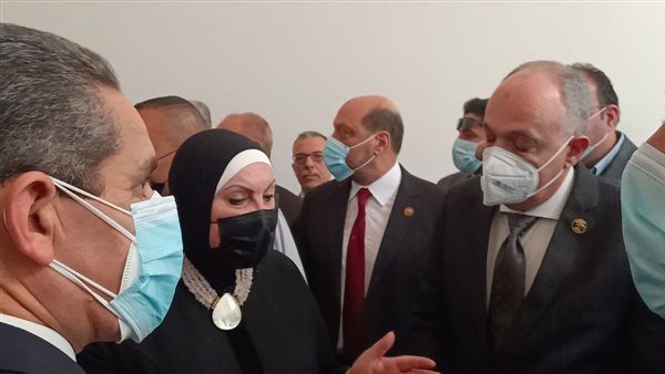 جولة الوزيرة