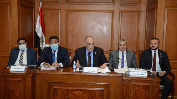 جانب من الجلسة