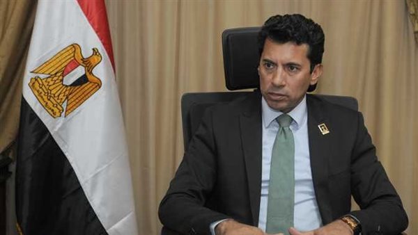 وزير الشباب والرياضة