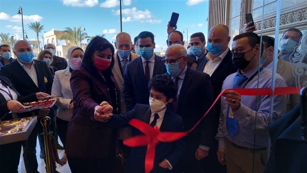 افتتاح فندق سياحي