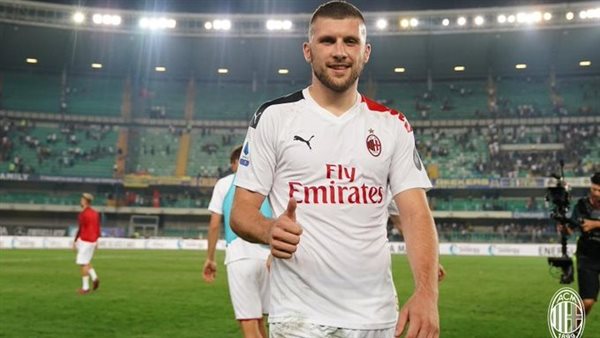 ريبيتش مهاجم فريق