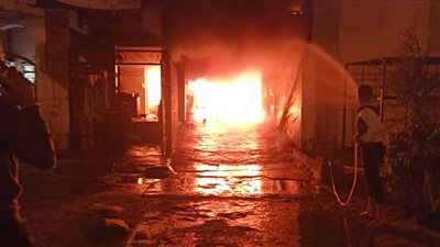 السيطرة على حريق بحظيرة مواشٍ بطوخ