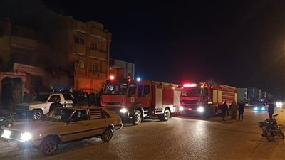 السيطرة على حريق مغسلة سيارات أمام 