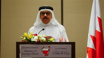 البحرين تشيد بالإنجاز المصري في إنهاء أزمة السفينة الجانحة بقناة السويس